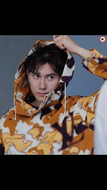 Esquire Japan — Behind The Scenesの映像スチル